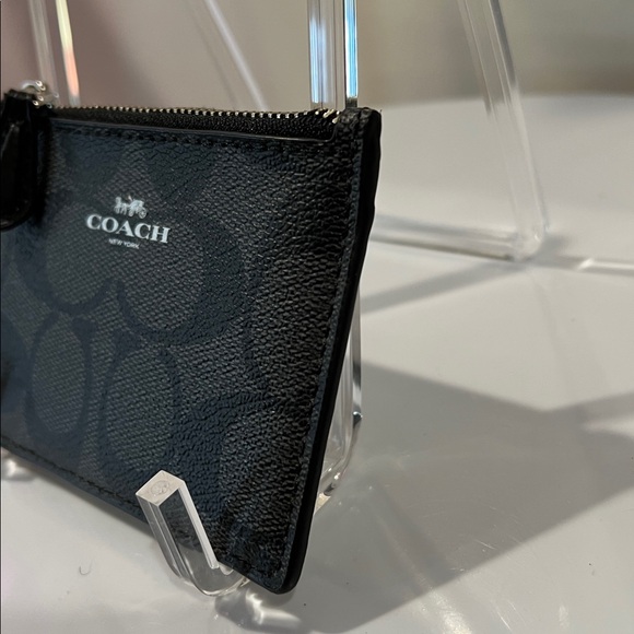 Coach Mini Skinny Signature Black Card Case - NWOT - Picture 5 of 10